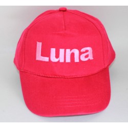 Pink børnekasket med navn på