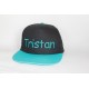 Sort -tyrkis snapback cap med navn på