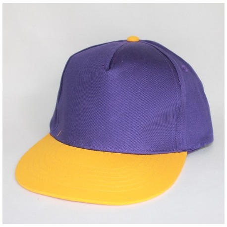 Lilla og gul Junior flatpeak cap med navn på